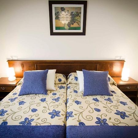Hotel La Bilbaina De Vegadeo Eksteriør billede