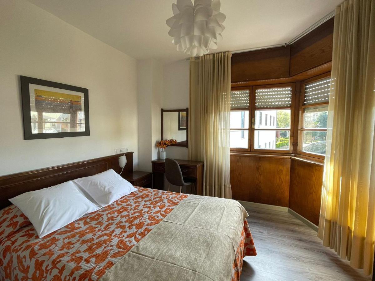 Hotel La Bilbaina De Vegadeo Eksteriør billede
