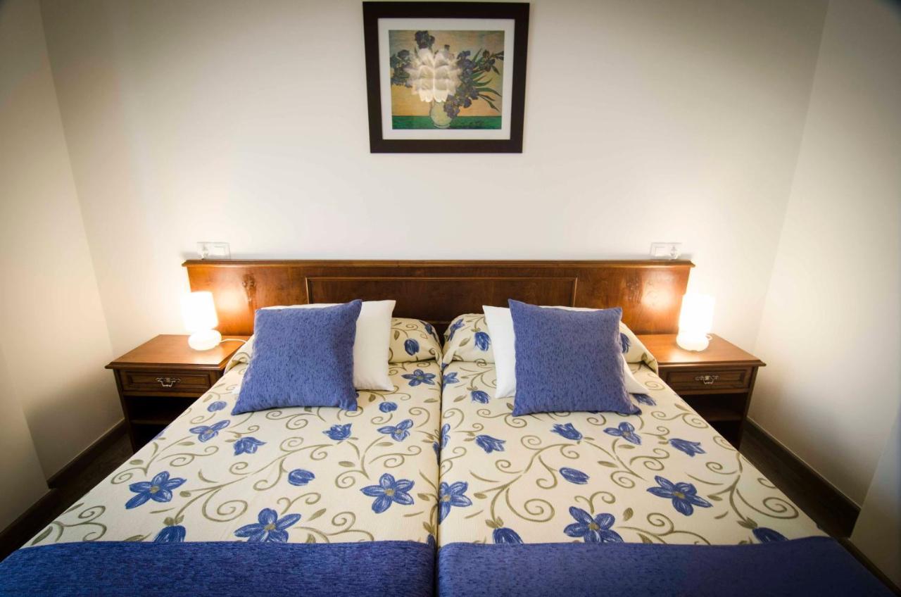 Hotel La Bilbaina De Vegadeo Eksteriør billede