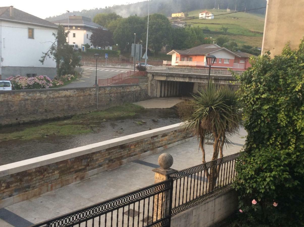 Hotel La Bilbaina De Vegadeo Eksteriør billede